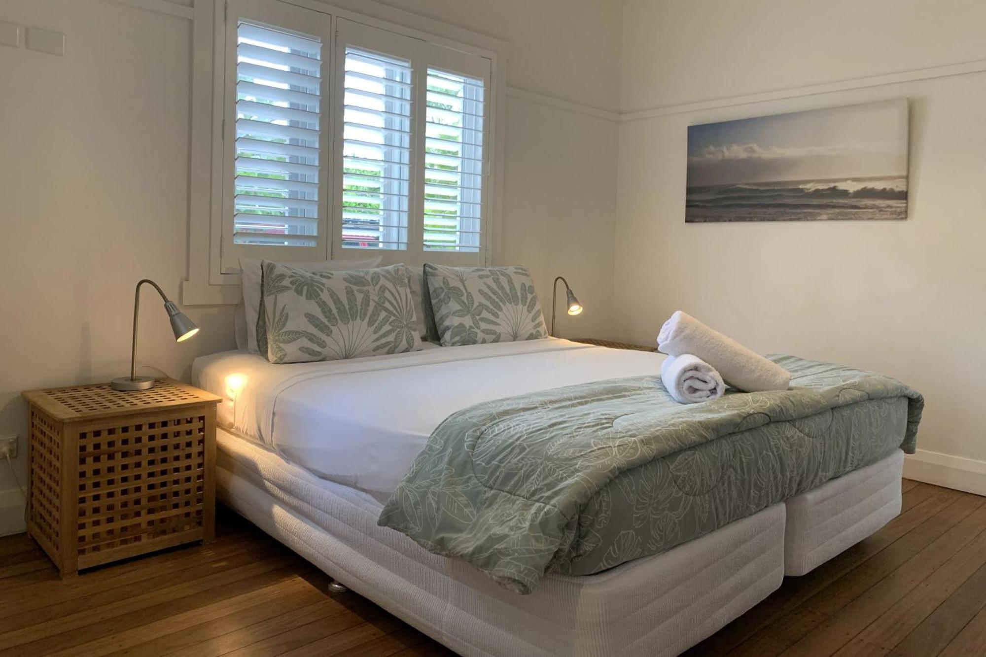 Byron Palms Guesthouse & Spa - Adults Only Byron Bay Exterior photo